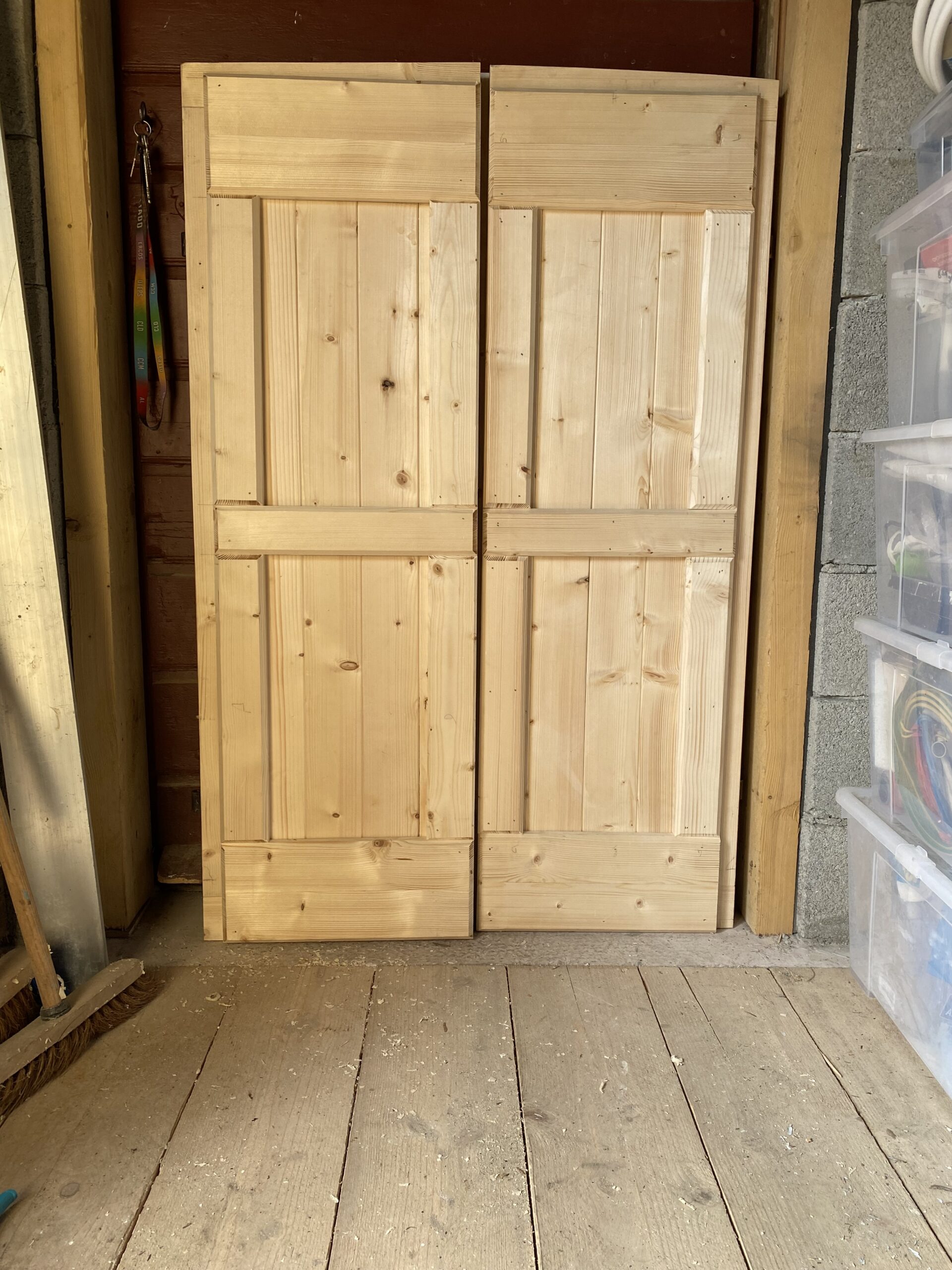 Fabrication de volets sur mesure, rénovation de volets anciens